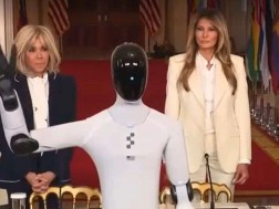 რობოტი თეთრ სახლში