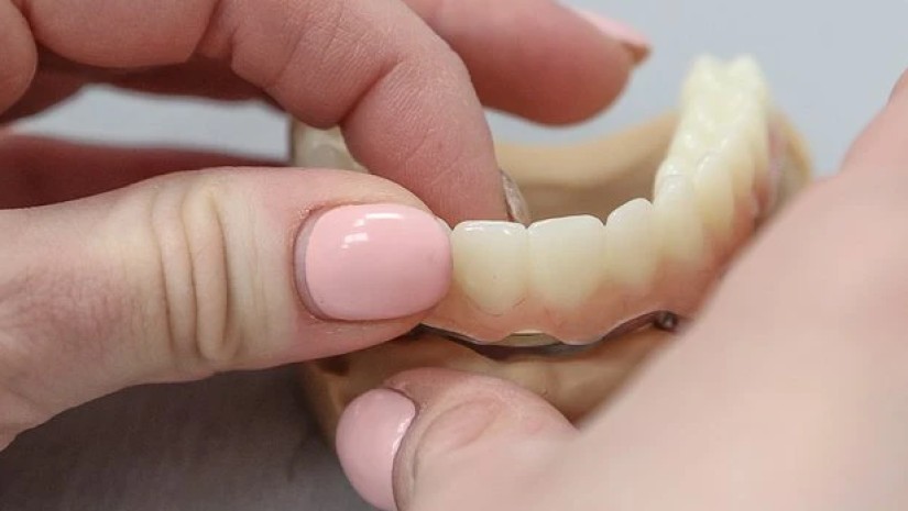 პროთეზი