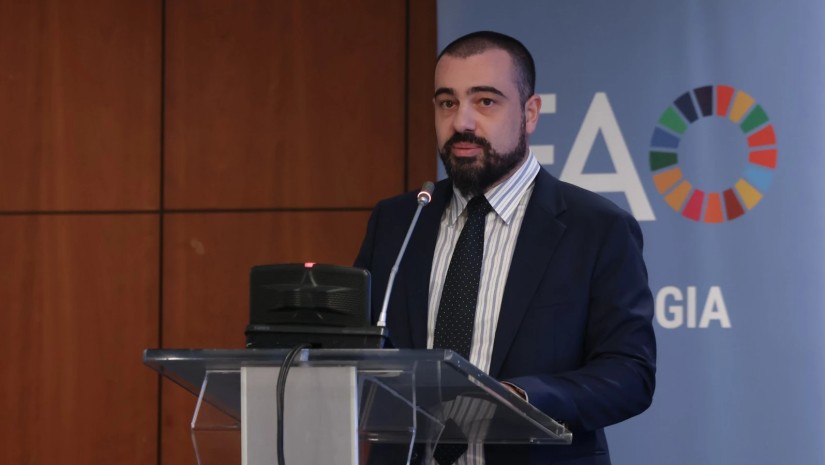 ავალიანი