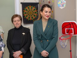 ნინო ნიჟარაძწ