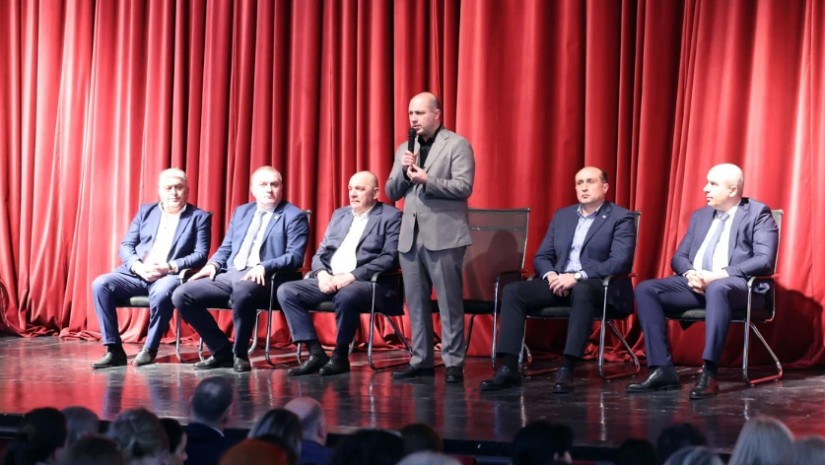 მიქანაძე