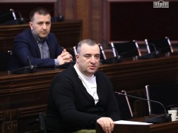 რატი იოთანამაშვილი