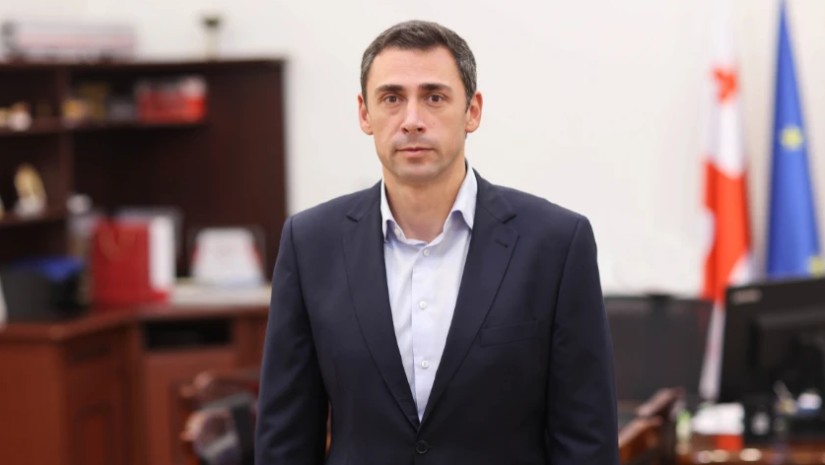 ლაშა აბაშიძე