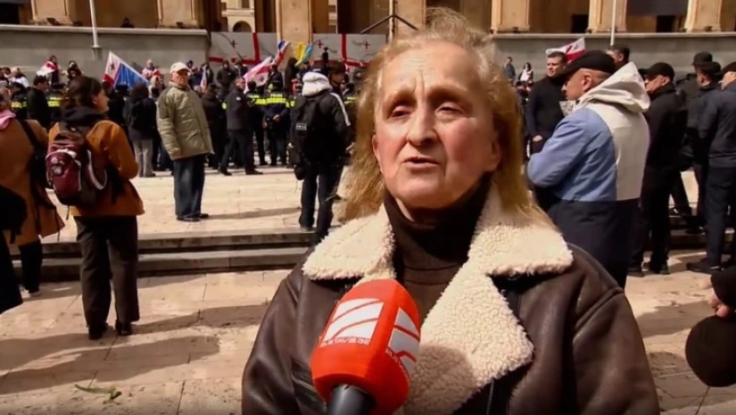 ლელა ვეფხვაძე