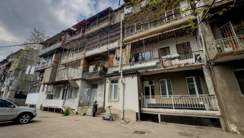 სახლი