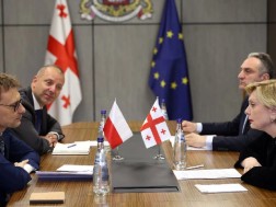 თინათინ რუხაძე