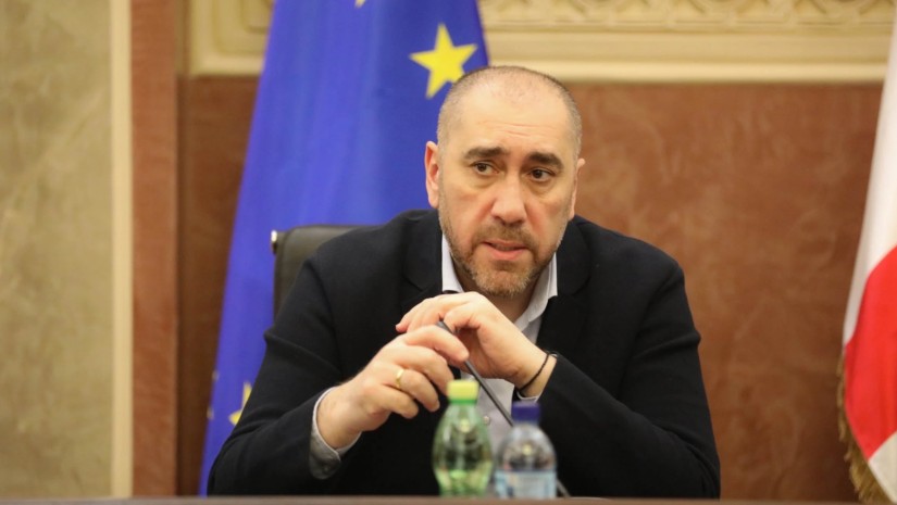 ზურაბ აბაშიძე