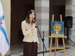 თინათინ ნანობაშვილი