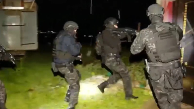 დაკავებულია 84 ადამიანი