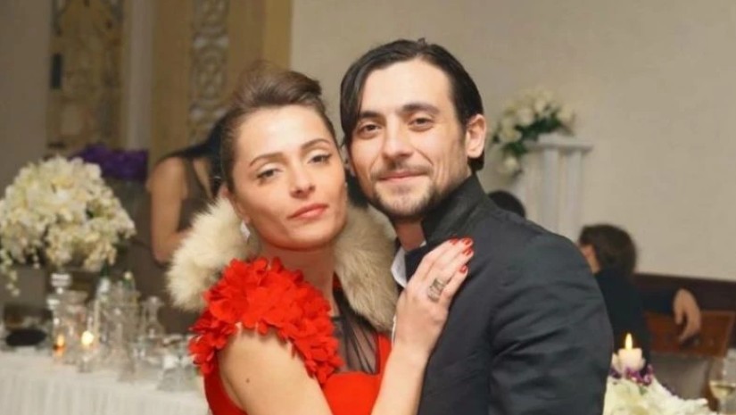 „ჩვენს ურთიერთობაში ჩნდებოდნენ მესამე პირები, ერთ-ერთი მძიმე ეტაპი შარშან გავიარე...“ - თამუნა მუსერიძე და სანდრო მიკუჩაძე დაშორდნენ