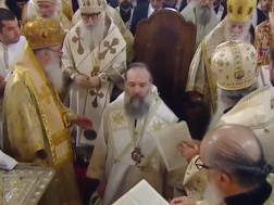 შიო III საქართველოს 142-ე კათოლიკოს-პატრიარქად აღსაყდრდა