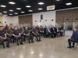 მომსახურების სააგენტოს დირექტორმა პრაქტიკული გამოცდის მეორე ეტაპის სამსახურის თანამშრომლებთან სამუშაო შეხვედრა გამართა