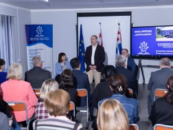 მიქანაძე