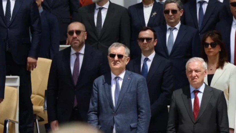 ზურაბ აბაშიძე