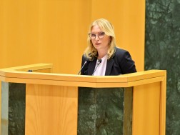 ნათია თურნავა