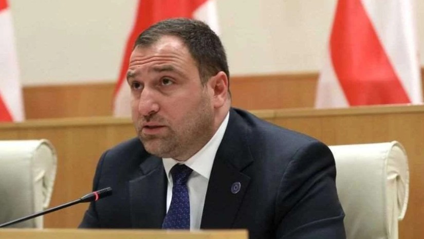 ირაკლი კირცხალია