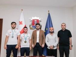 ბექა ვაჭარაძე