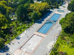 ბათუმის ბულვარში ტურისტული სეზონისთვის სამზადისი მიმდინარეობს