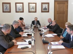 პარლამენტი პარლამენტი