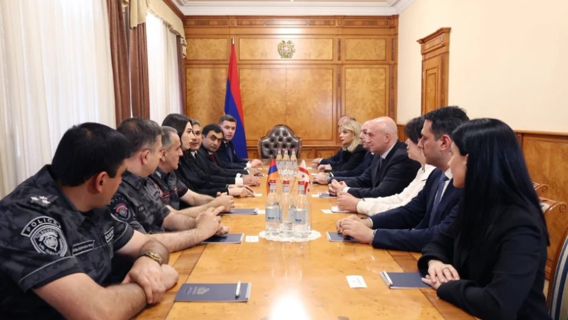 საქართველოსა და სომხეთის შინაგან საქმეთა მინისტრებმა ორმხრივი შეხვედრა გამართეს