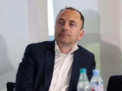 კახაბერ დავითაია