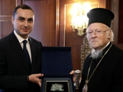 გიორგი ჯინჭარაძე სტამბოლში მსოფლიო პატრიარქს შეხვდა გიორგი ჯინჭარაძე სტამბოლში მსოფლიო პატრიარქს შეხვდა