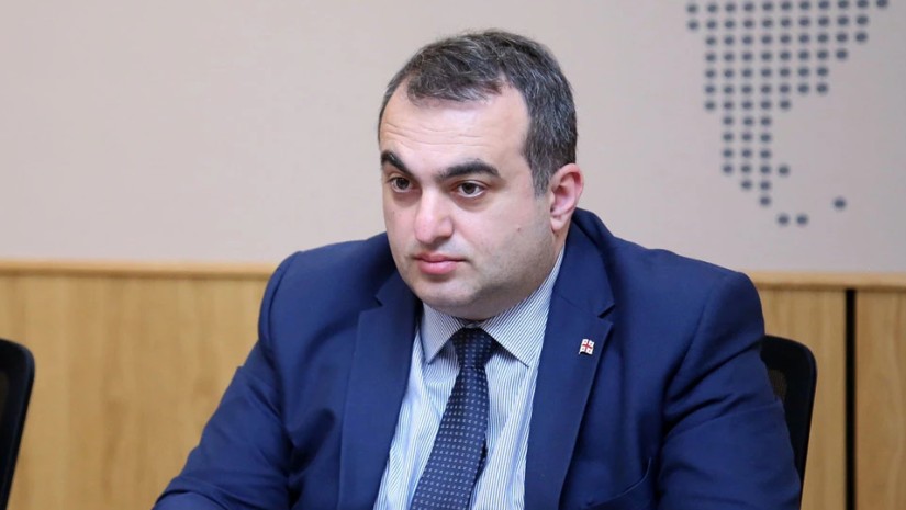 ლაშა დარსალია 