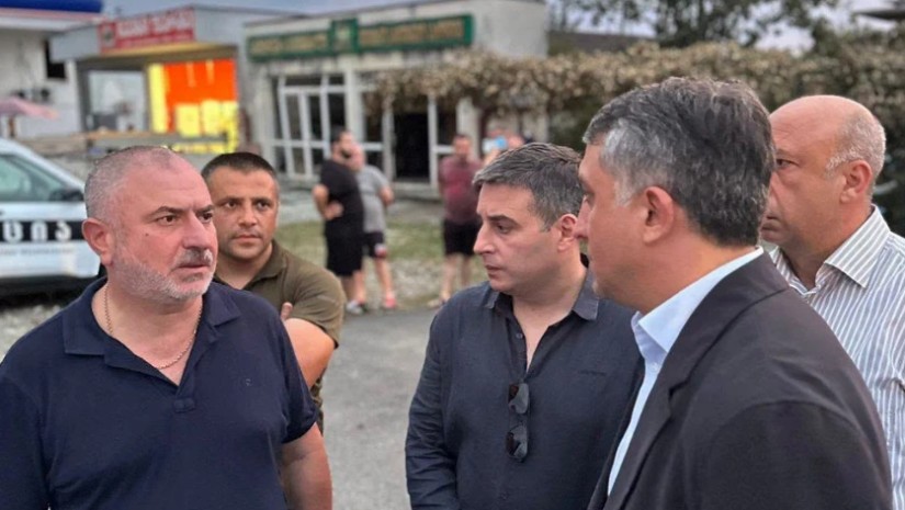 ზუგდიდში გაზგასამართ პუნქტთან არსებულ ვითარებას ზუგდიდის მერი გაეცნო