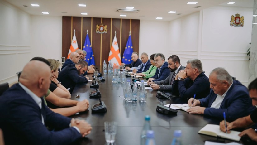 ლაშა დოლიძე