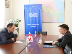 ნიკოლოზ სამხარაძე