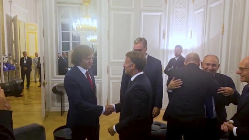 მინ