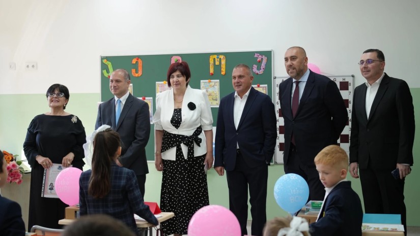ზურაბ აბაშიძე