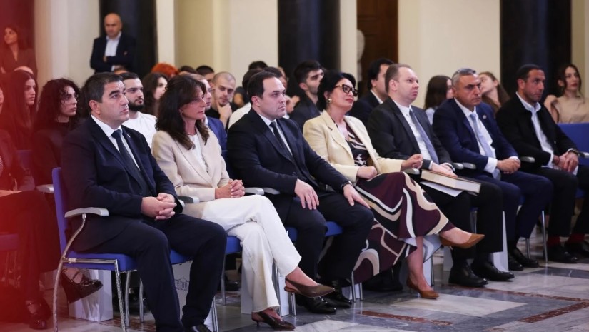 ოქროს საწმისი