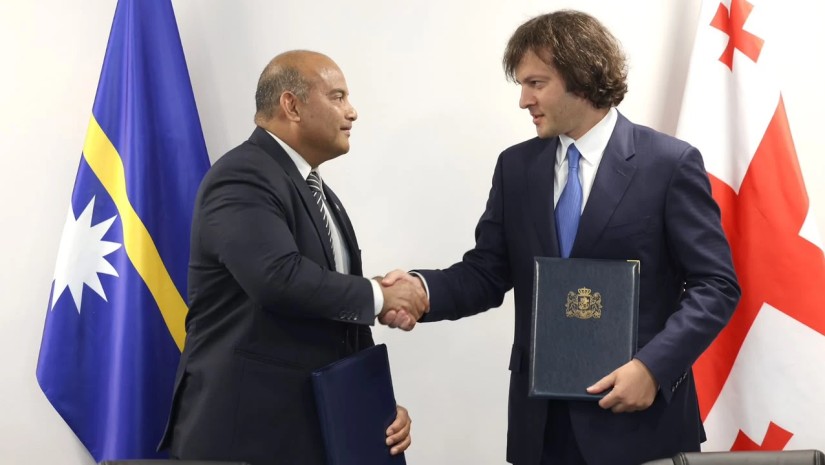 პრემიერი ნაურუ