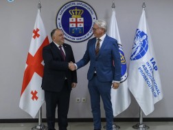გიორგი გვარაკიძე პროკურორთა საერთაშორისო ასოციაციის (IAP) გენერალურ მდივანს როელ დონას შეხვდა