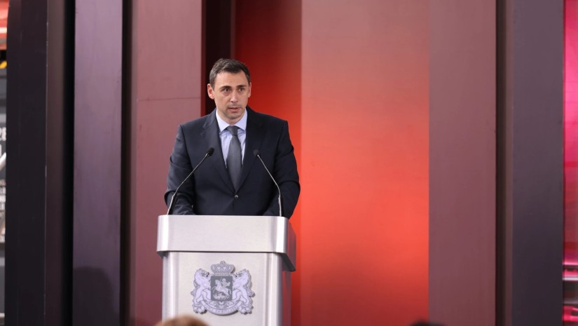 ლაშა აბაშიძე