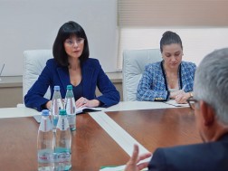 თეა ახვლედიანი