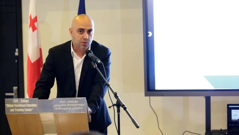 მიხეილ რეხვიაშვილი