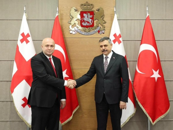 შს შს